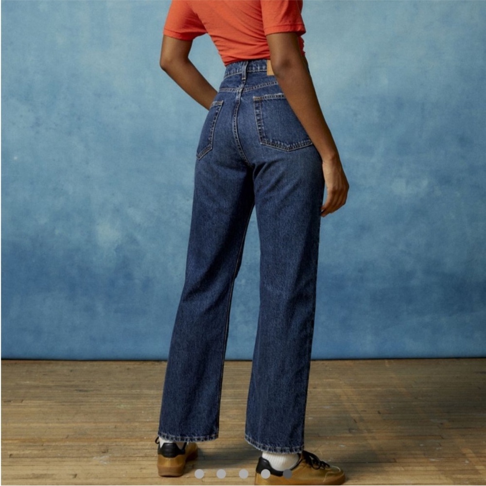 BDG Cowboy Jeans with Split Knees. Size 31.